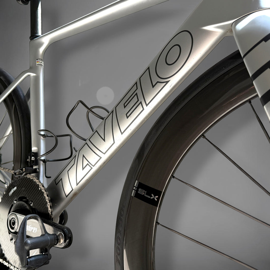 Close up detail of hand-trued carbon spokes on Wheel Angel SLX PRO 52 aero carbon wheelset