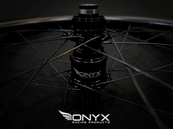 HELIX Wheels - Carbon Wheels w Onyx Hubs