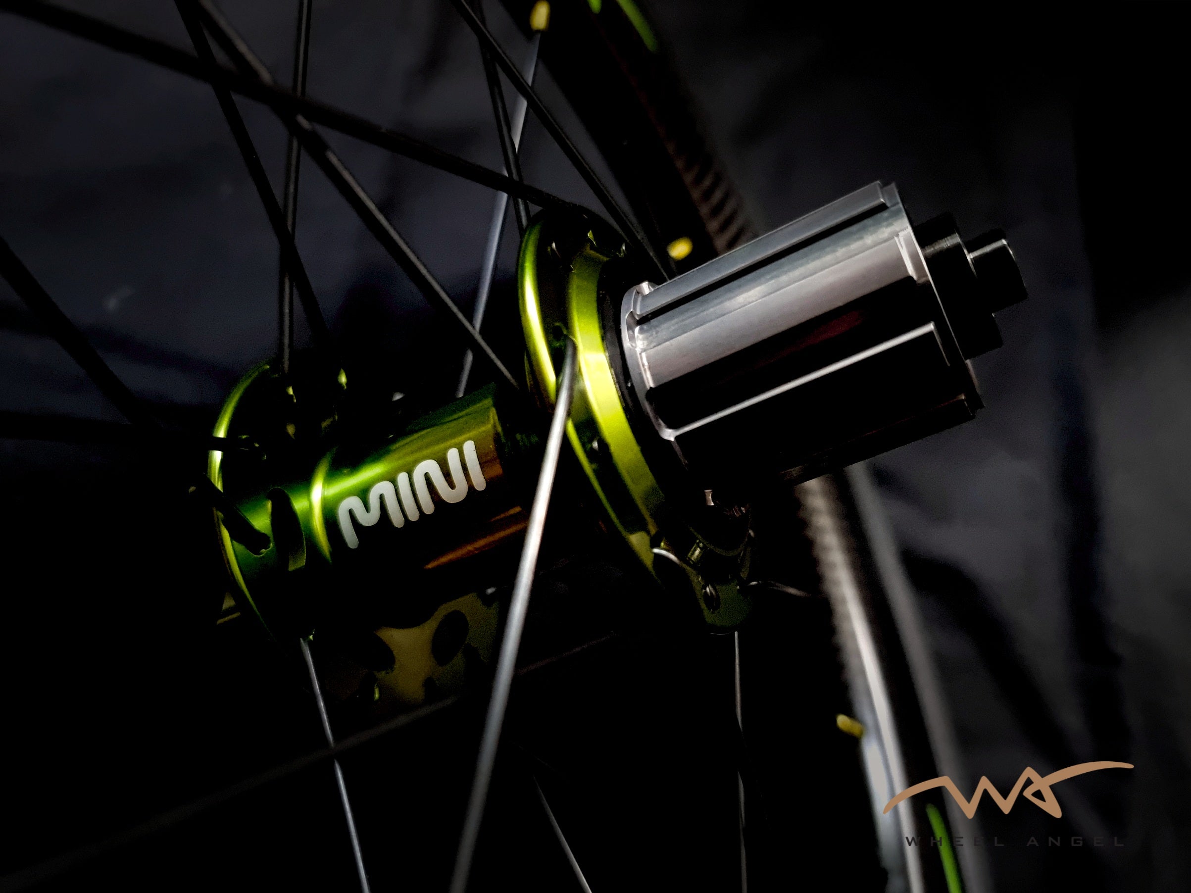 ミニベロディスクブレーキ用ミニホイール - カスタムビルド (JAVA